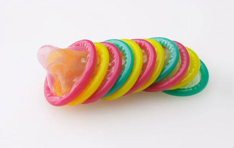 کاندوم چیست و از چه جنسی می باشد؟ علت استفاده از کاندوم - تیبوکا