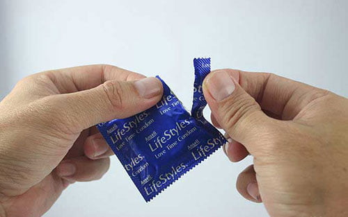 آموزش استفاده از کاندوم مردانه 1 - تیبوکا